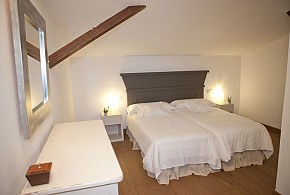 VILLA CORNELIUS